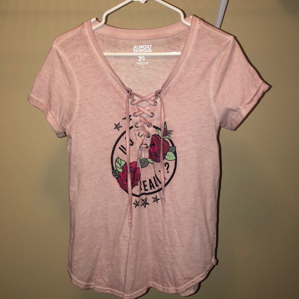 Rose graphic tee with lace up